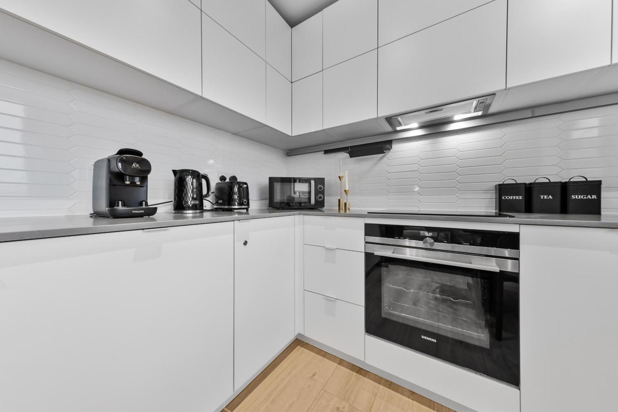 Апартаменты Stylish Retreats On Olympic Way Лондон Экстерьер фото